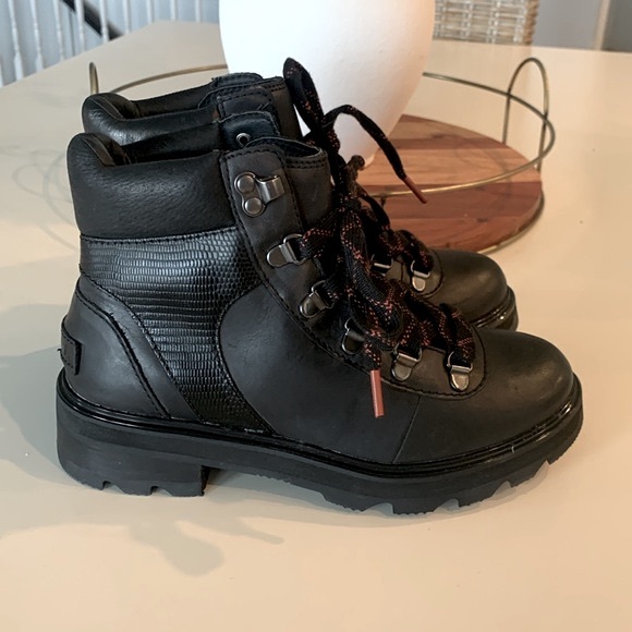 New—-Sorel Lennox hiking boots-black-size 6 - Picture 7 of 16